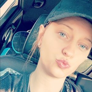 Meet your Posher, Sidney